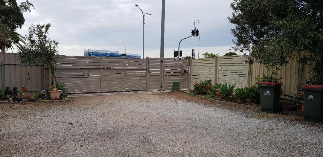 Unit In Marion Apartamento Sturt Exterior foto